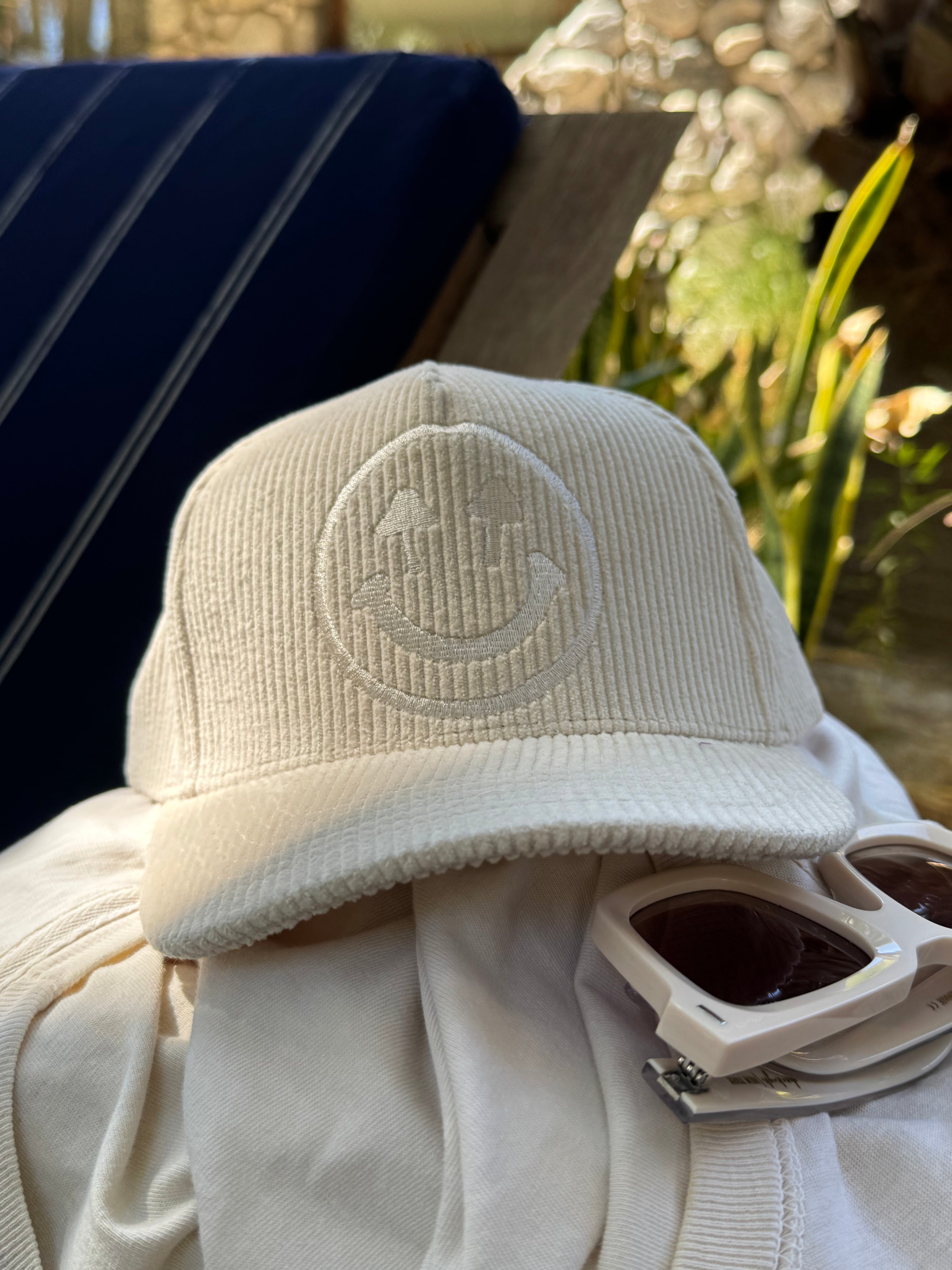 Corduroy Logo Cap - Bone